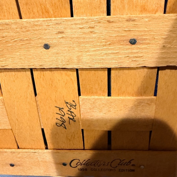 Longaberger Collectors Club 1998 Harbor Basket. - Picture 7 of 7